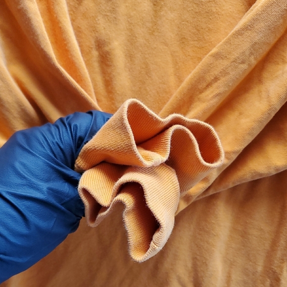 PRIVATE STOCK | MEDIUM UNISEX TENNESSEE COLLEGE SHIRT | GOLD YELLOW - Picture 9 of 12